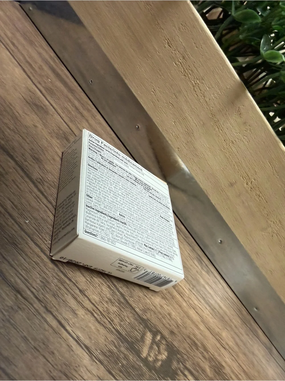 PÜR 4-in-1 Pressed Mineral Makeup Powder Foundation
